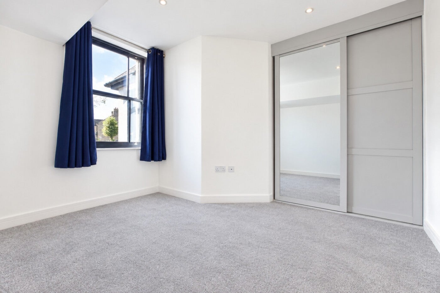 Flat Victoria Square in Huntingdonshire