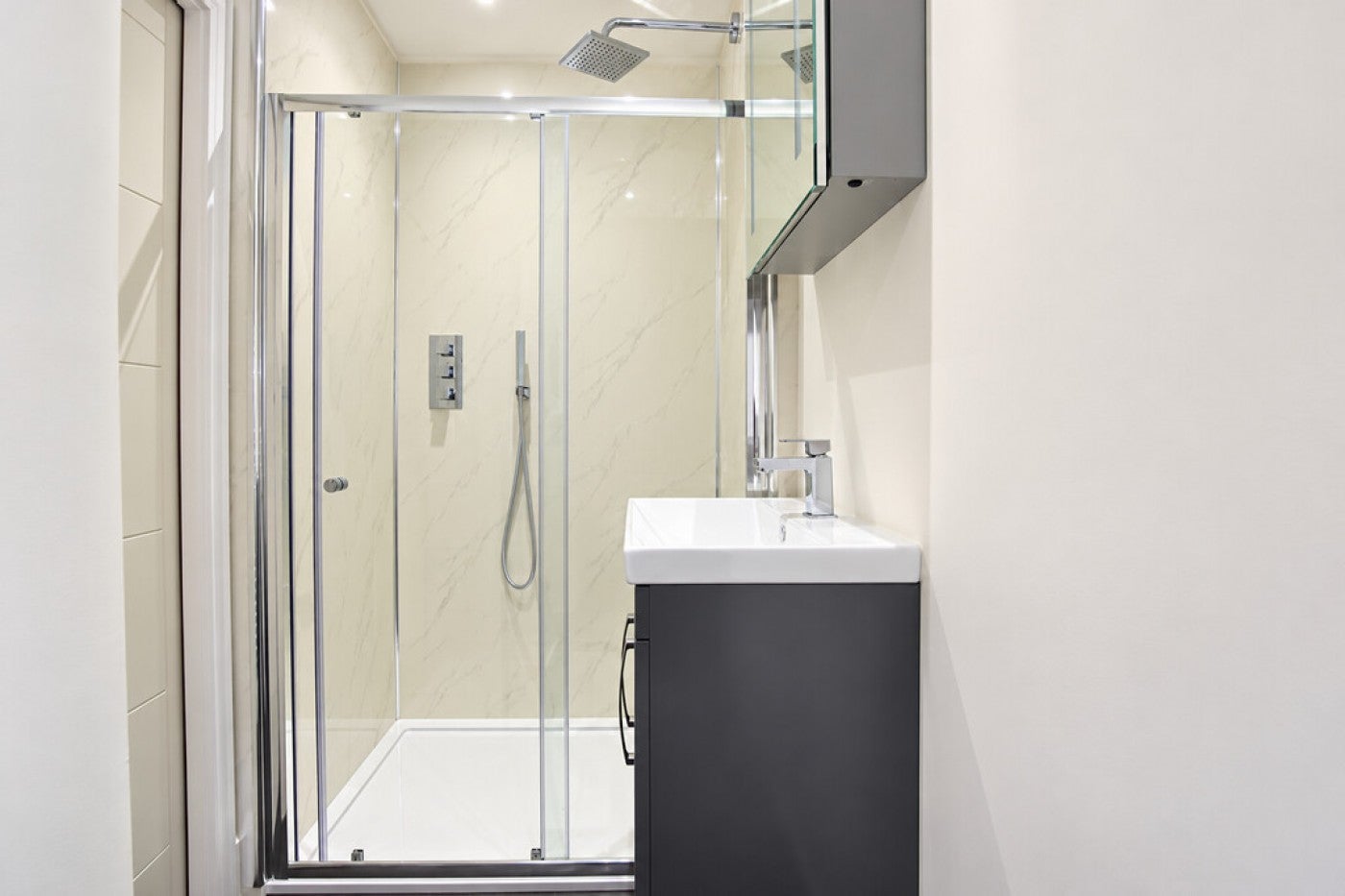 Flat Victoria Square in Huntingdonshire