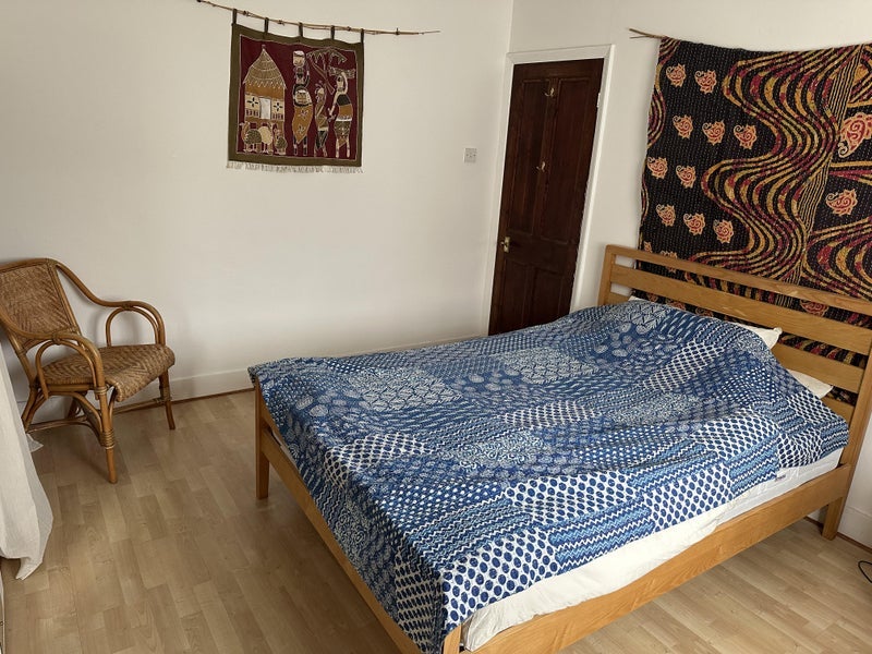 Room Lansdown Road in Chalfont St Peter