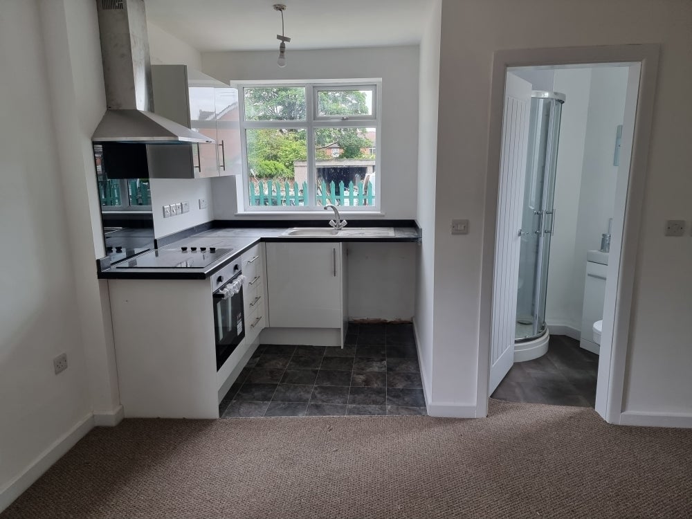 Flat Buxton Road in Hazel Grove
