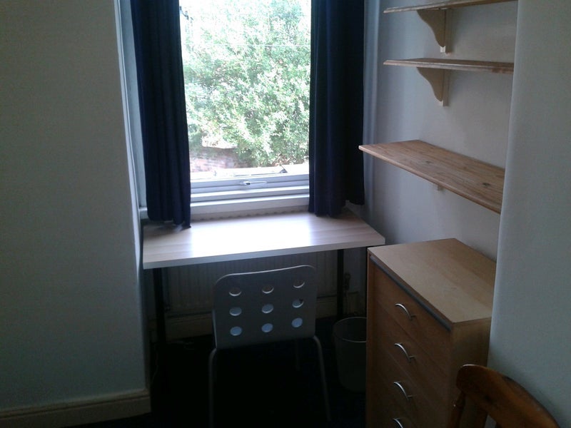 Room Lloyd Street South in Manchester