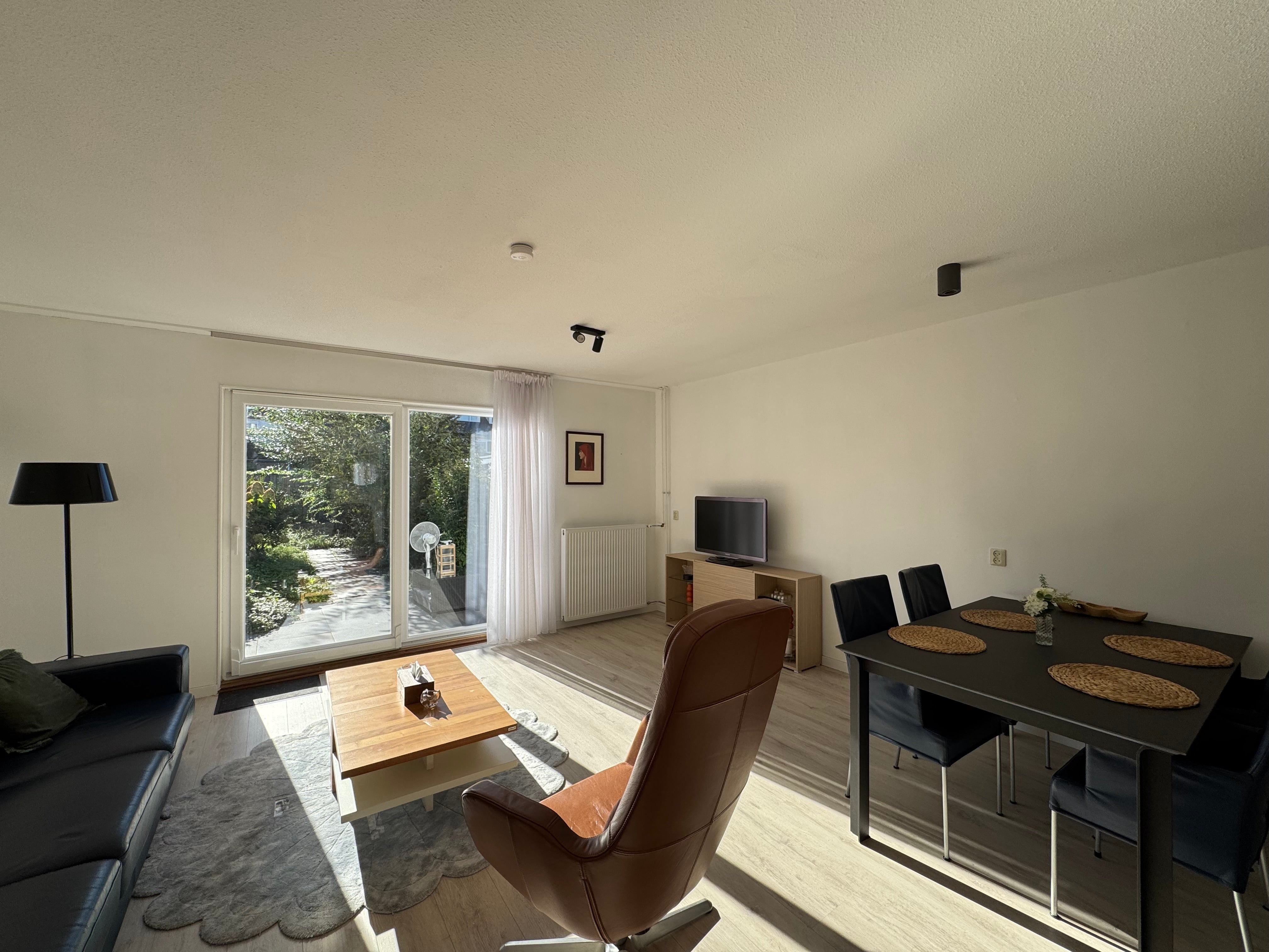 Tussenwoning te huur: Troelstrapad 9, Spijkenisse