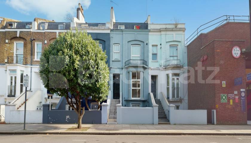 Flat Iverson Road in Greater London