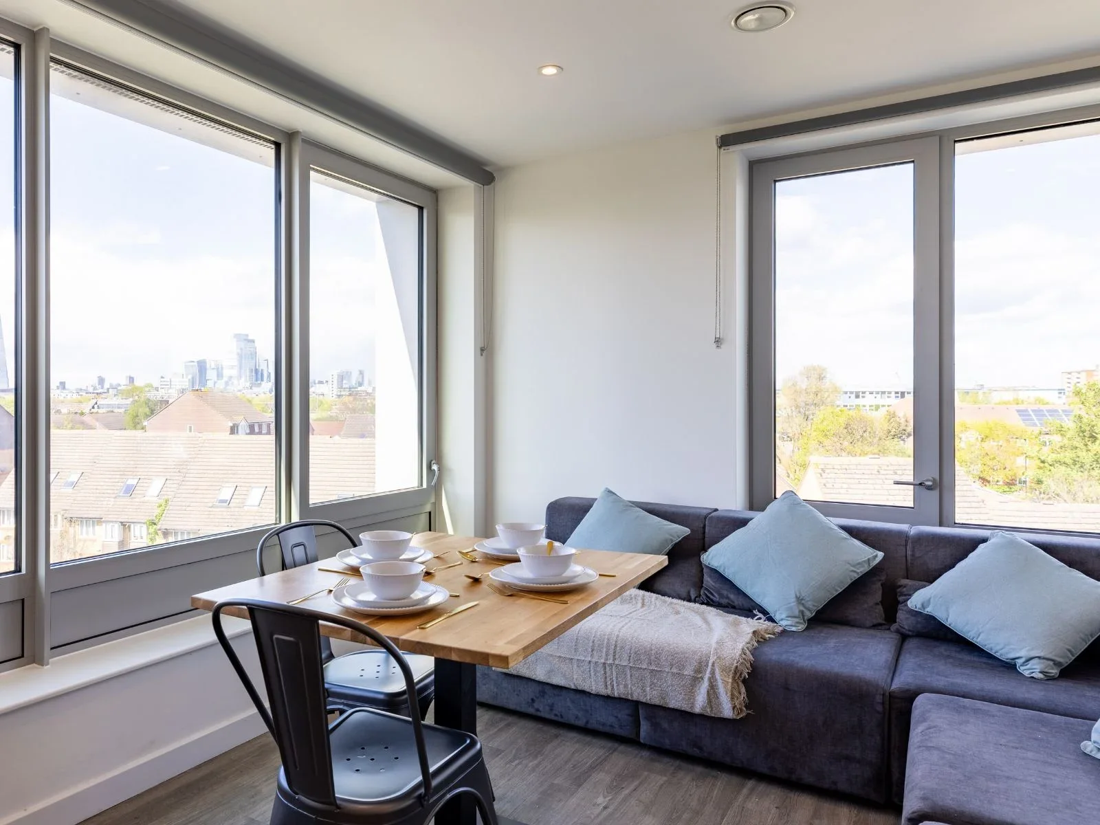 Room Rolls Road in Greater London