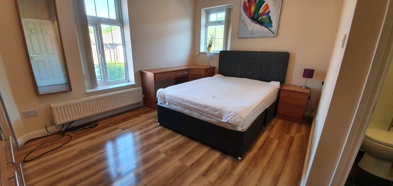 Room Mildred Avenue in Prestwich