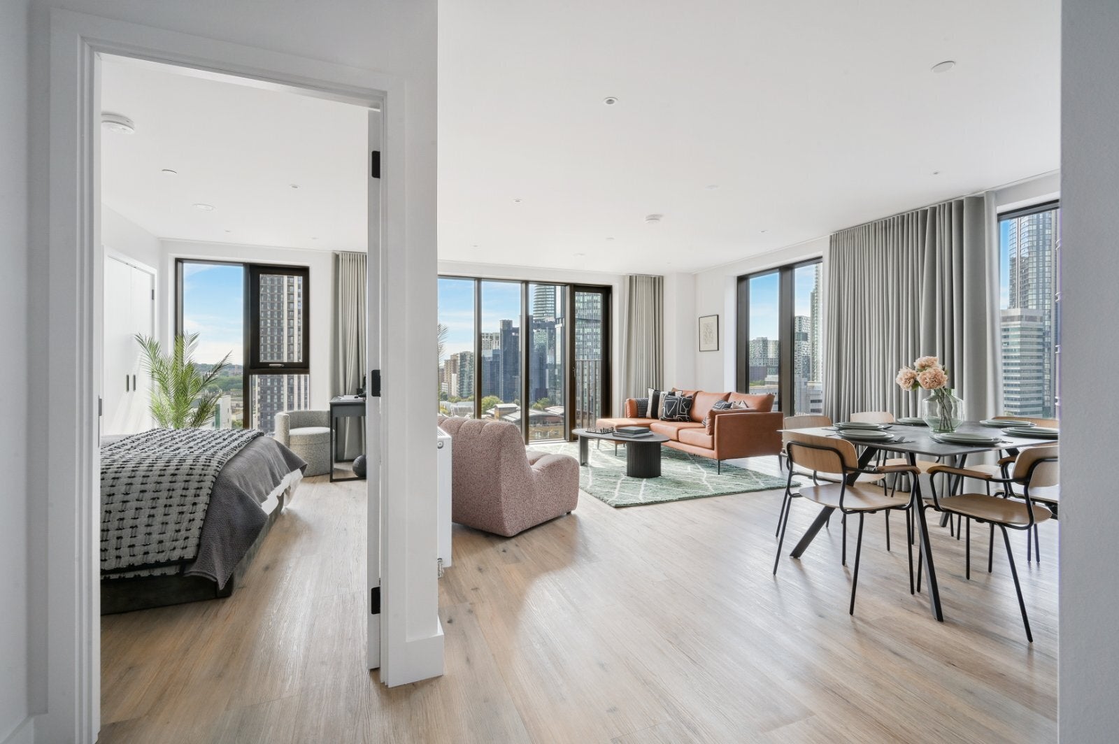 Flat Charter Street in Greater London
