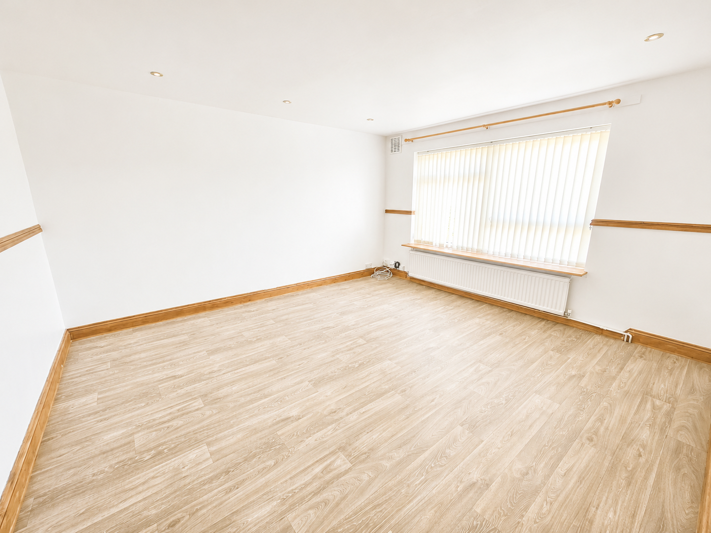 Flat Highfield Road in Kettering