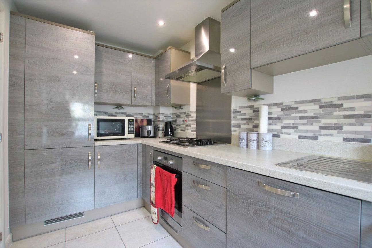 House Windsor Crescent in Wokingham