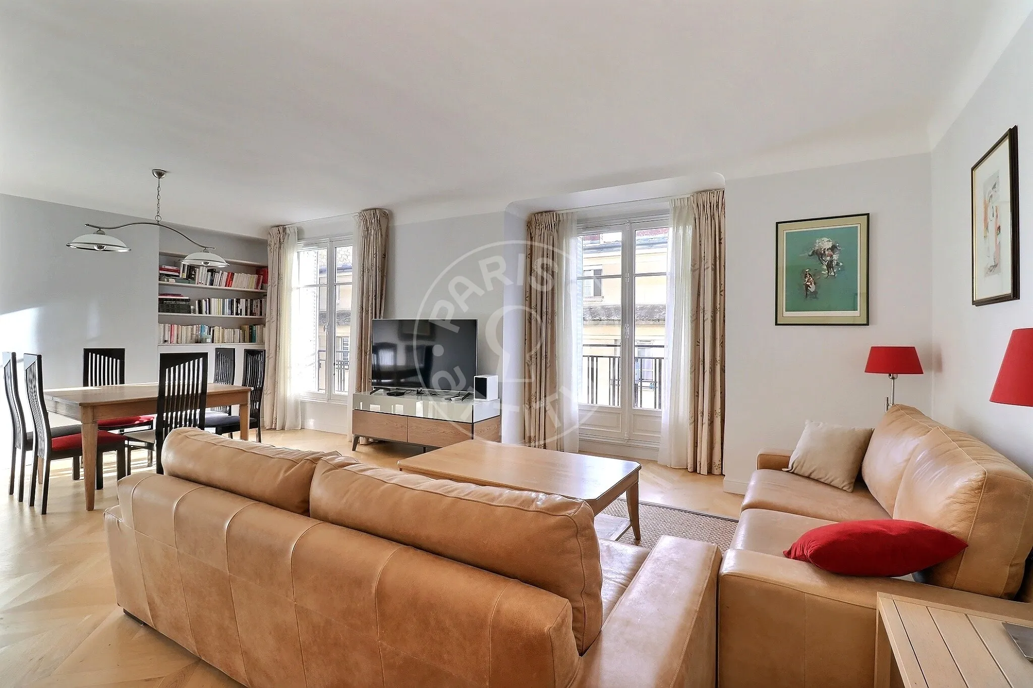 Flat Rue Fantin Latour in Paris