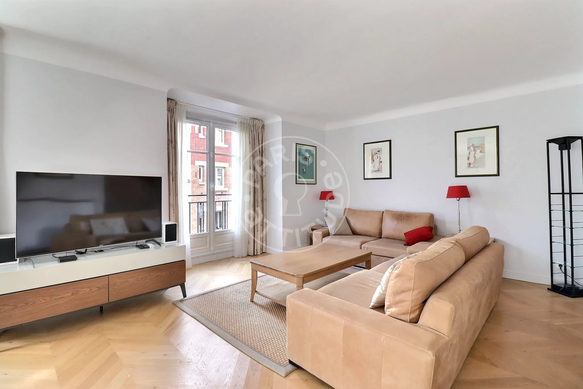 Flat Rue Fantin Latour in Paris