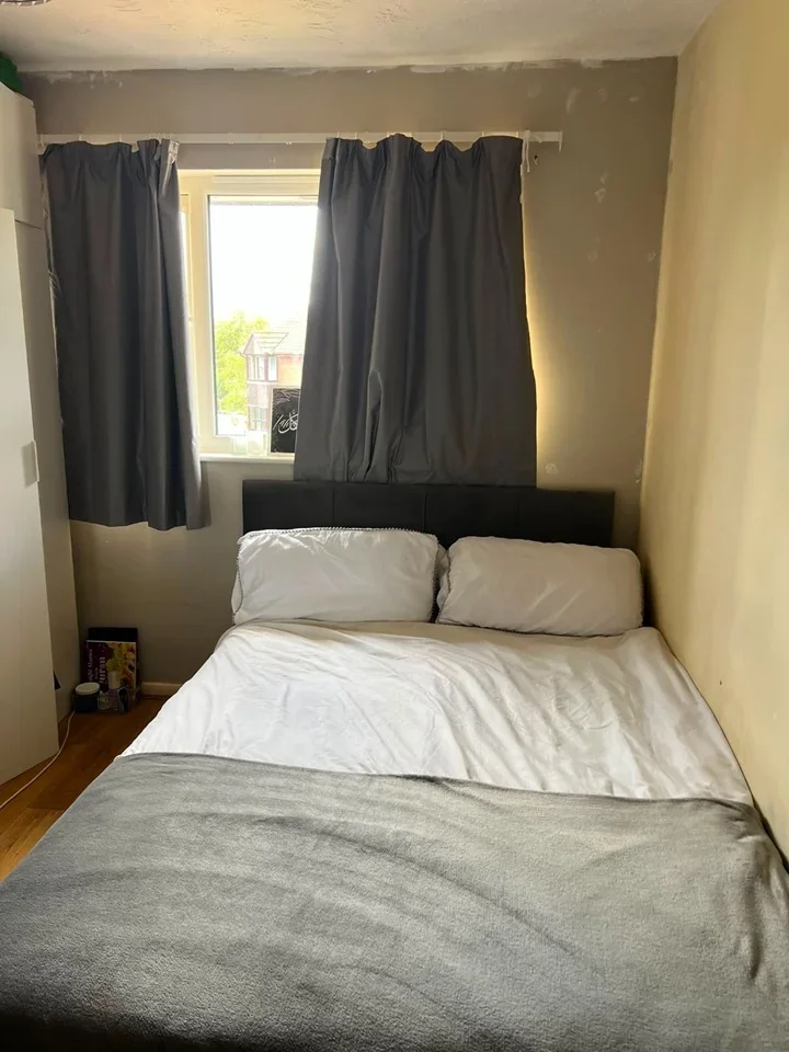 Flat St Pauls Rise in Greater London