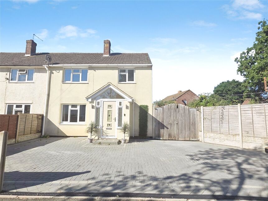 House Barncroft Way in Havant