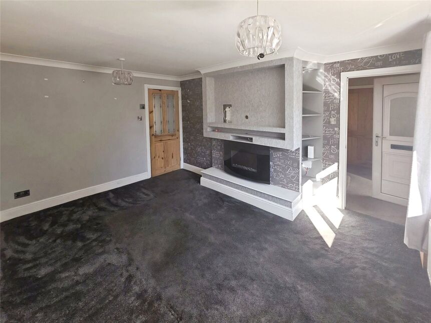 House Barncroft Way in Havant