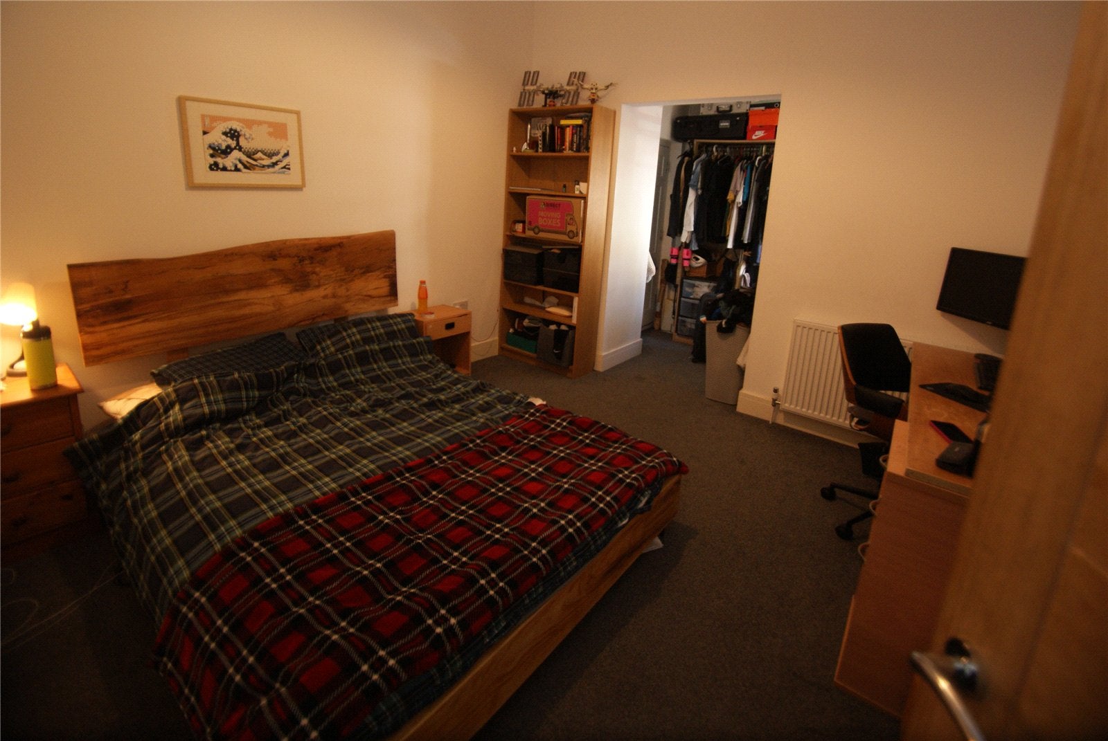Flat Oakfield Road in Bristol