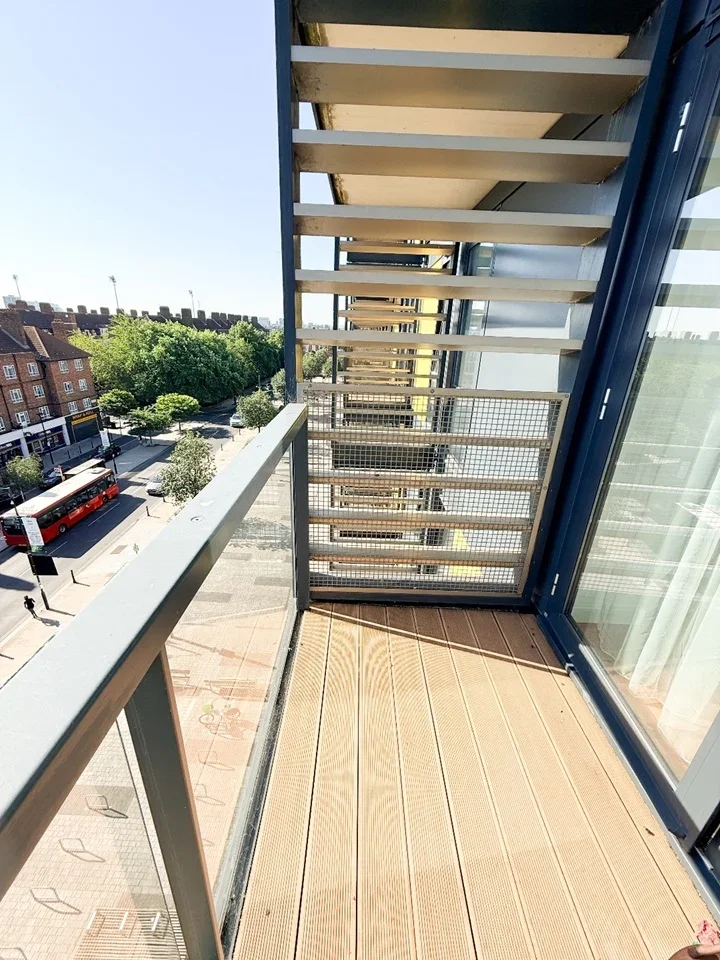 Flat Bloemfontein Road in Greater London