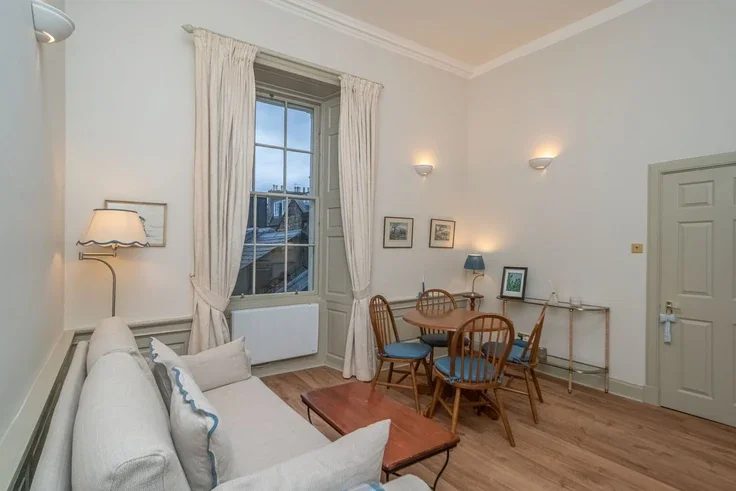 Flat Frederick Street in City of Edinburgh