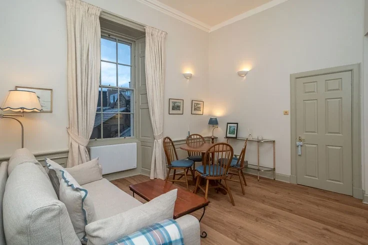 Flat Frederick Street in City of Edinburgh
