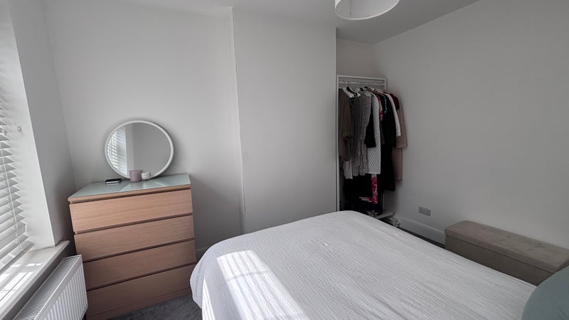 Room Nottingham Street in Cardiff