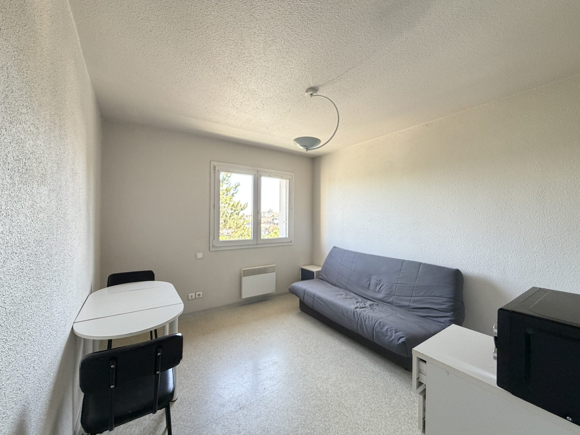 Room Rue du Maréchal Leclerc de Hautecloque in Rodez