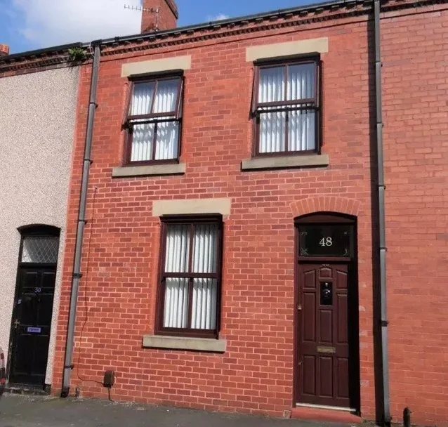 House Lingard Street in Leigh