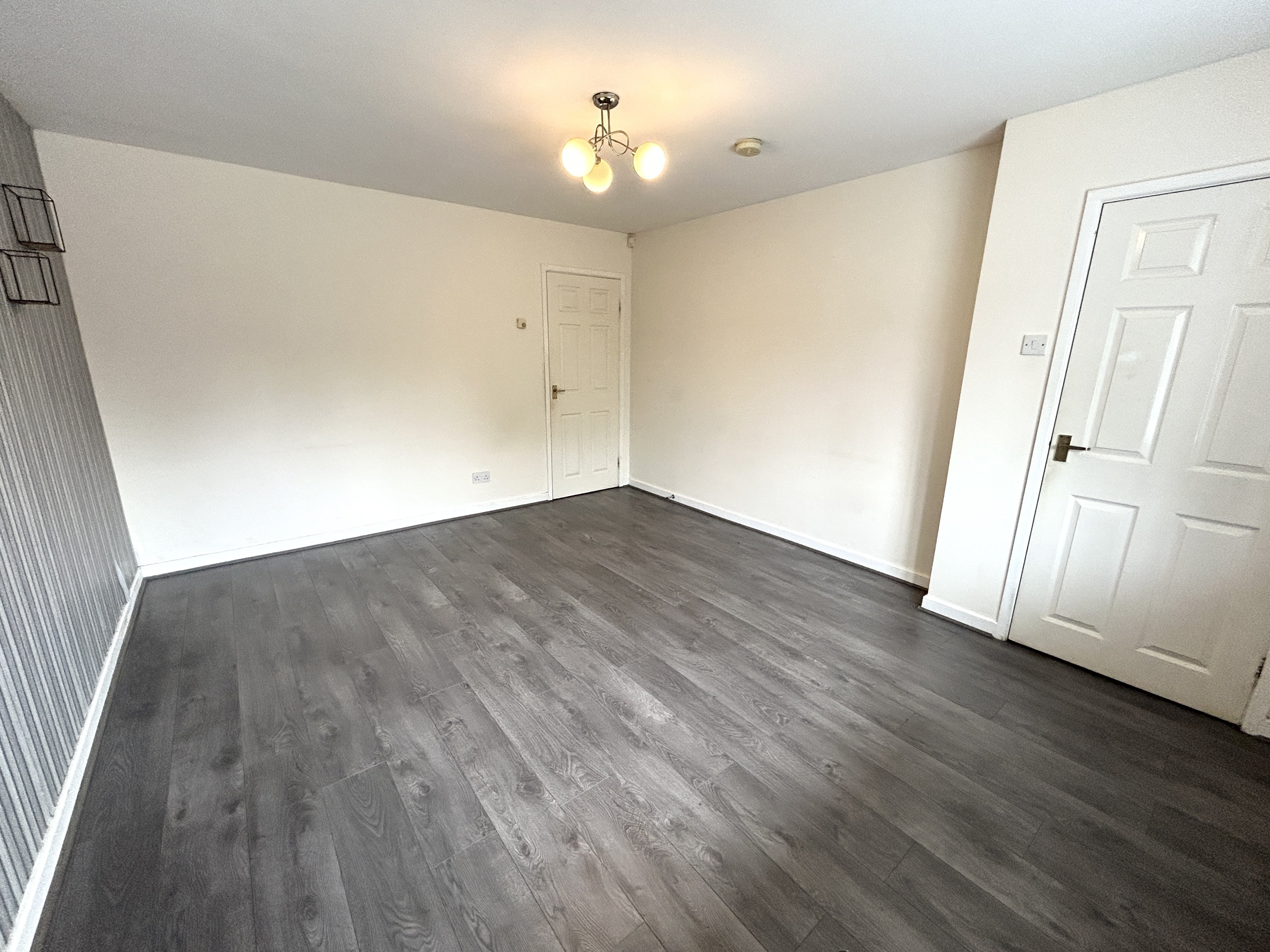House Pontefract Close in Salford