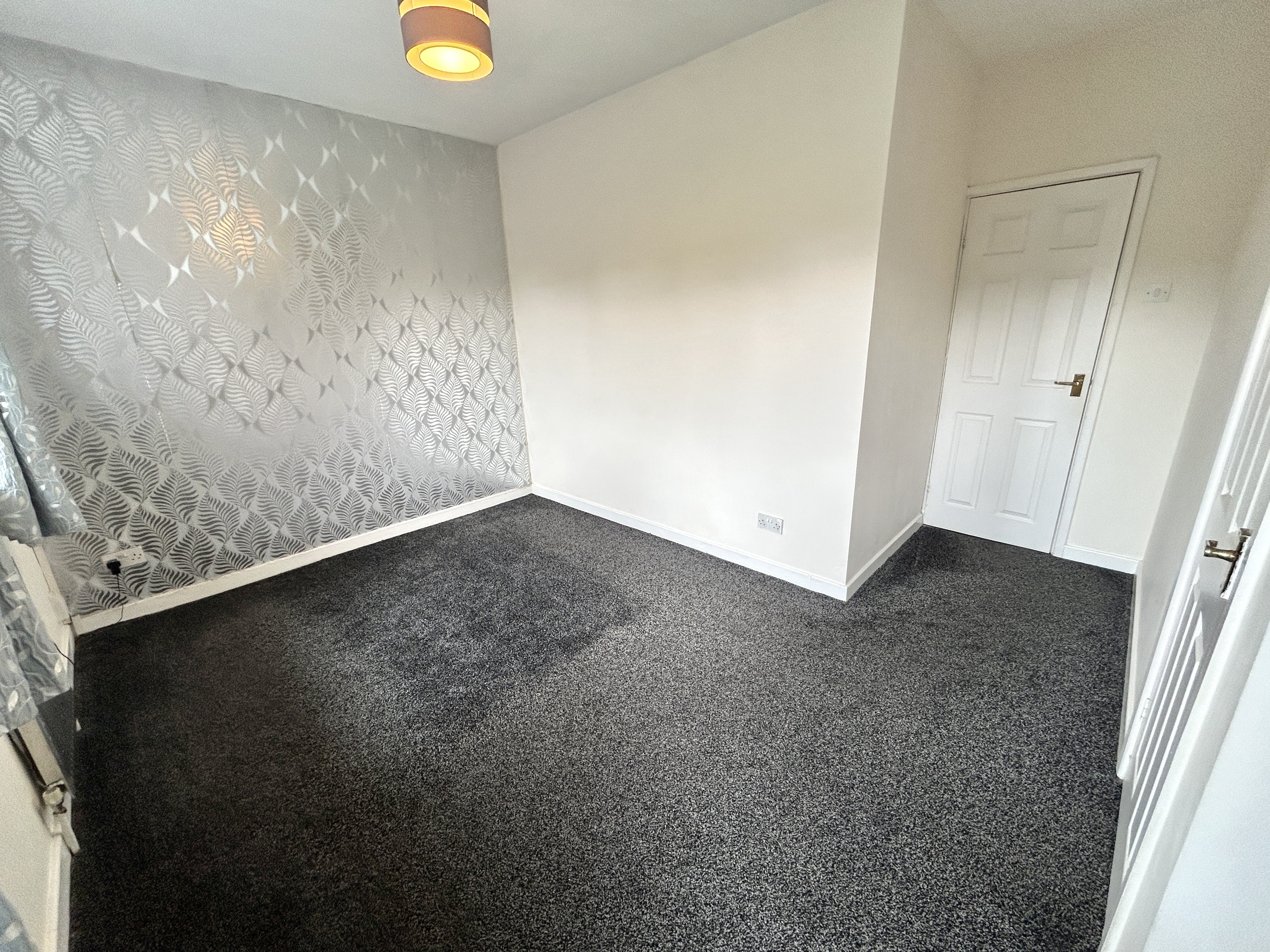 House Pontefract Close in Salford