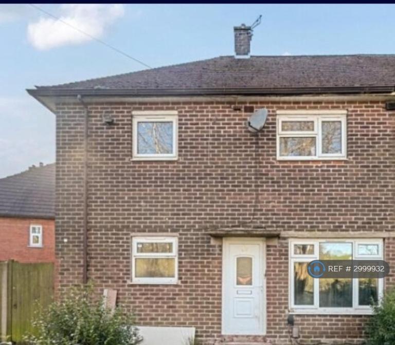 House Readling Close in Stoke-on-Trent