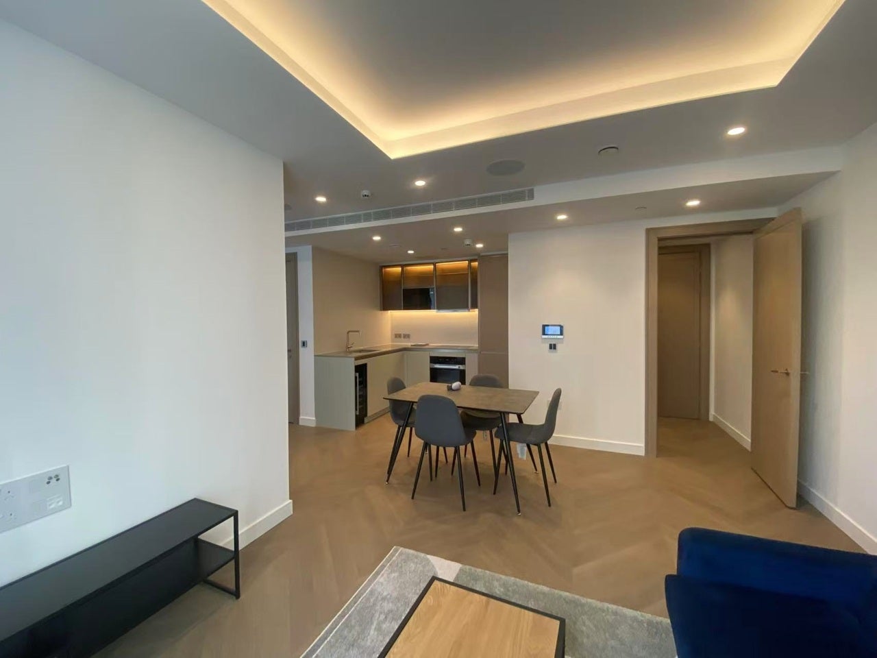 Flat St Clare Street in City of London