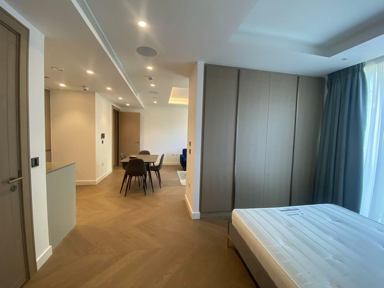 Flat St Clare Street in City of London