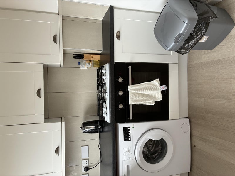Room Denholm Avenue in Musselburgh