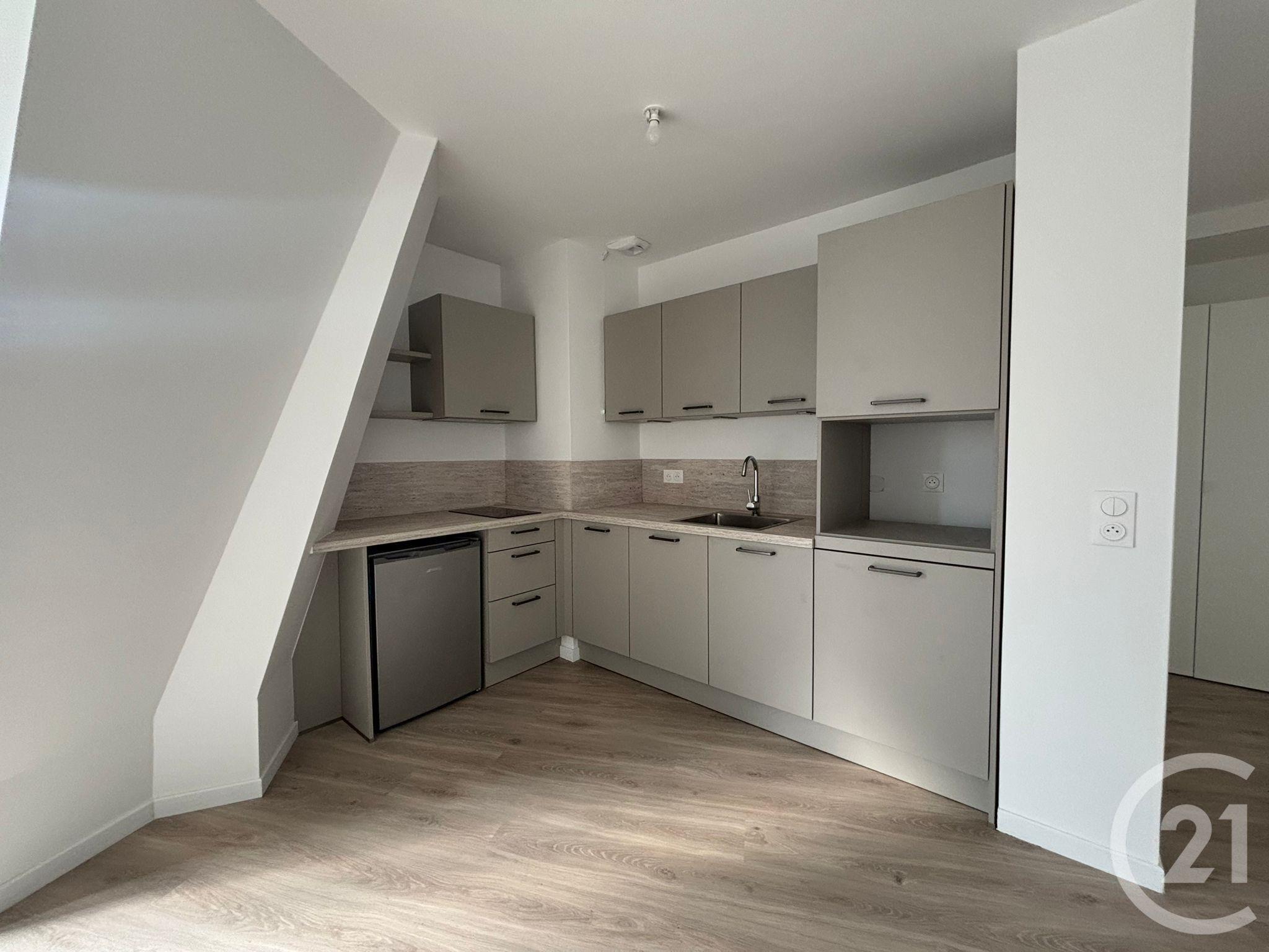 Appartement Place Saint-Médard à Brunoy