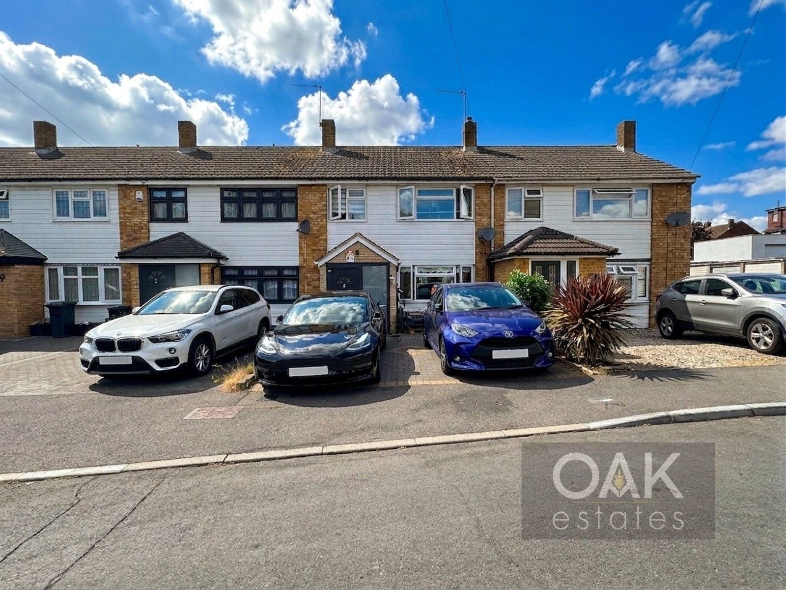 House Southview Close in Broxbourne