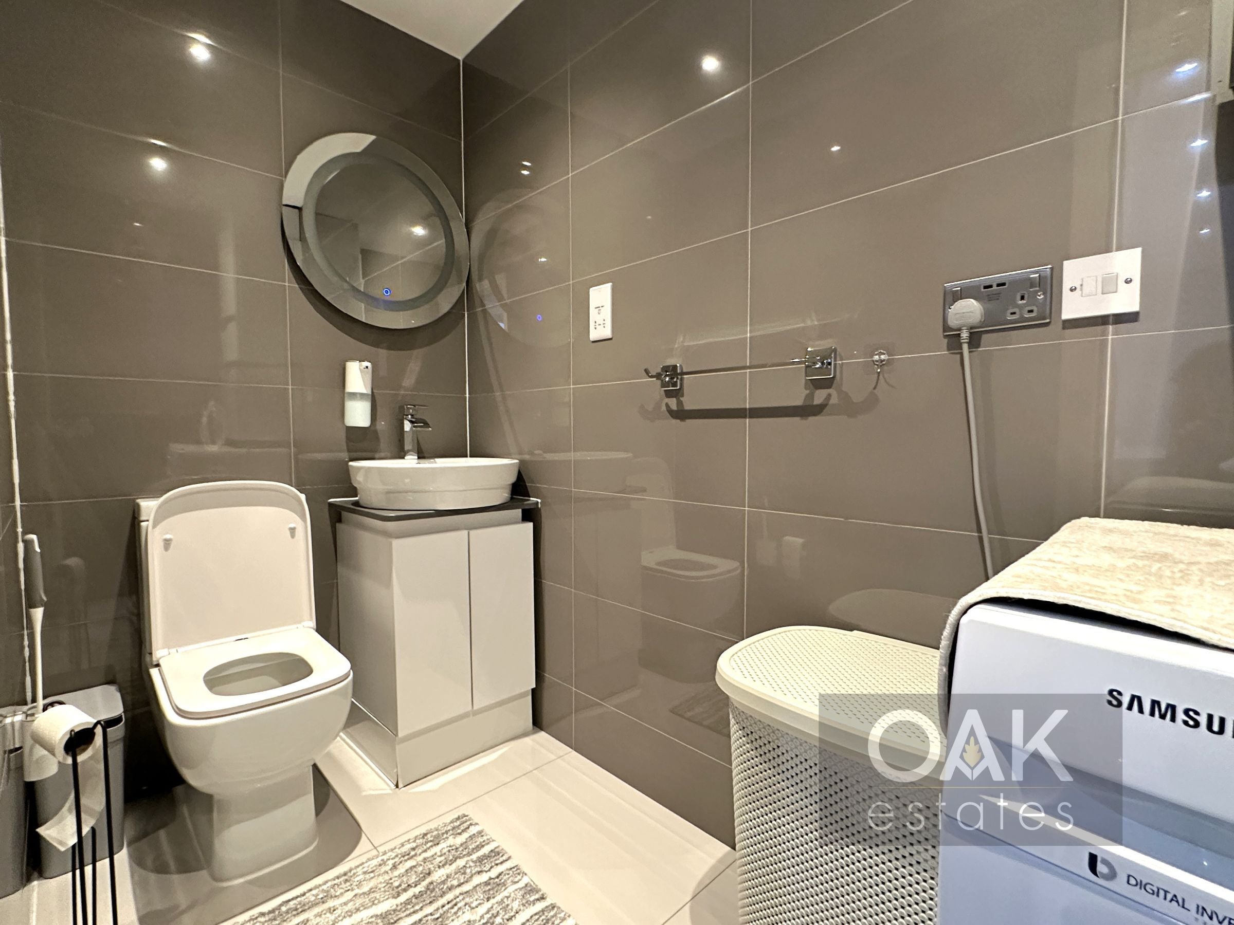 House Southview Close in Broxbourne