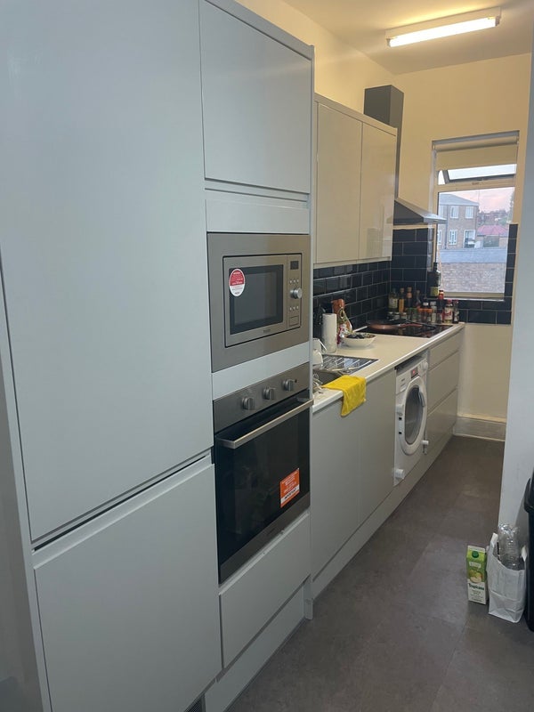 Room Upper Clapton Road in Greater London