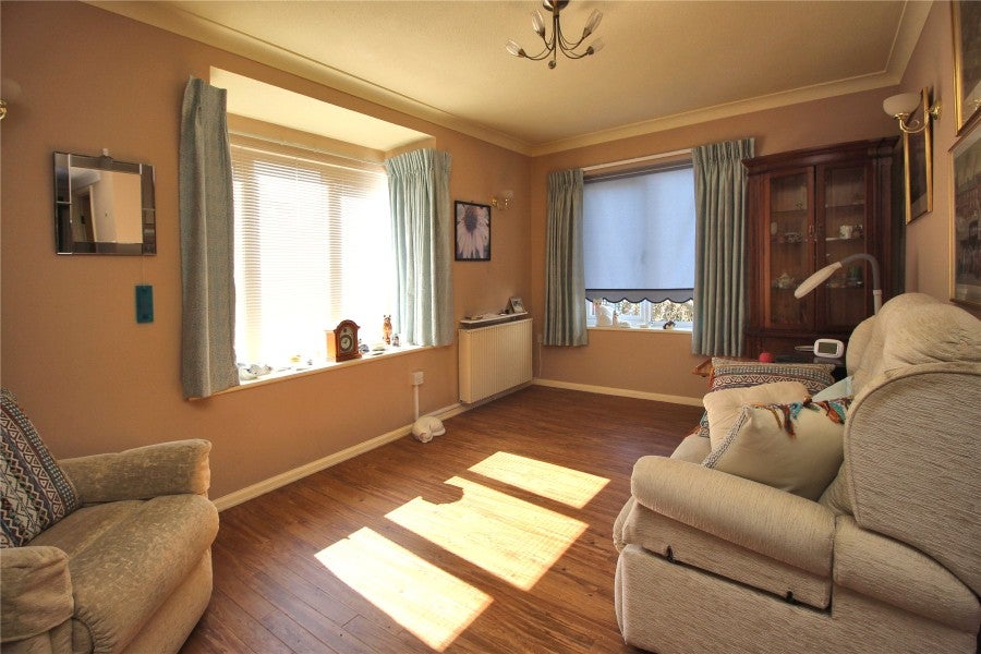 Flat The Mount in Woking