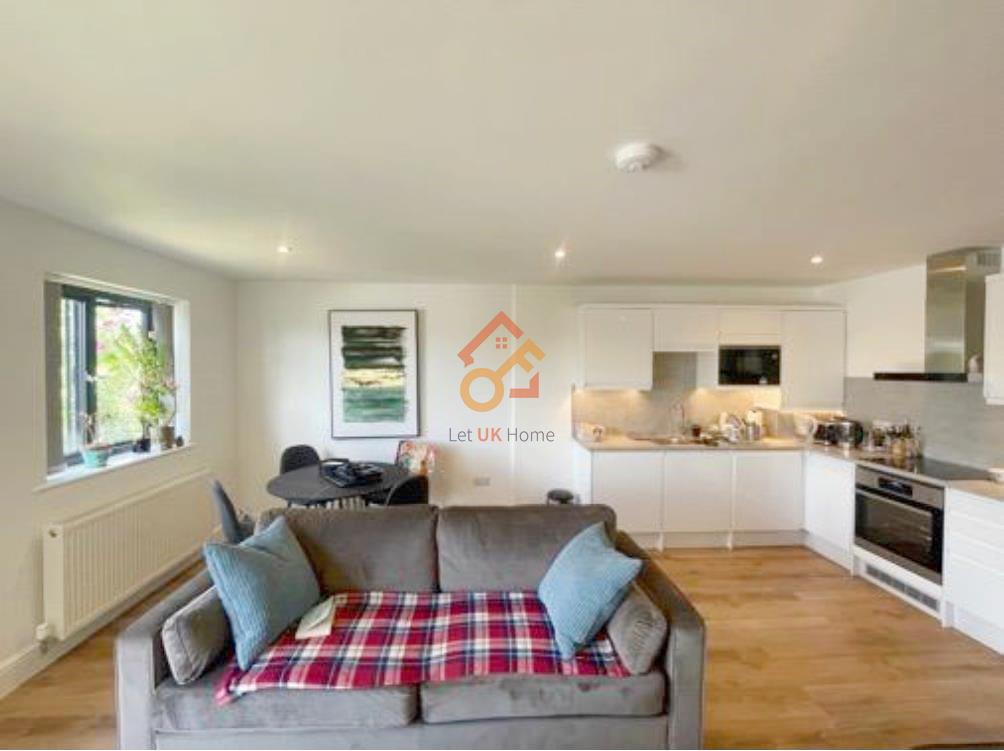 House Hendon Way in Greater London