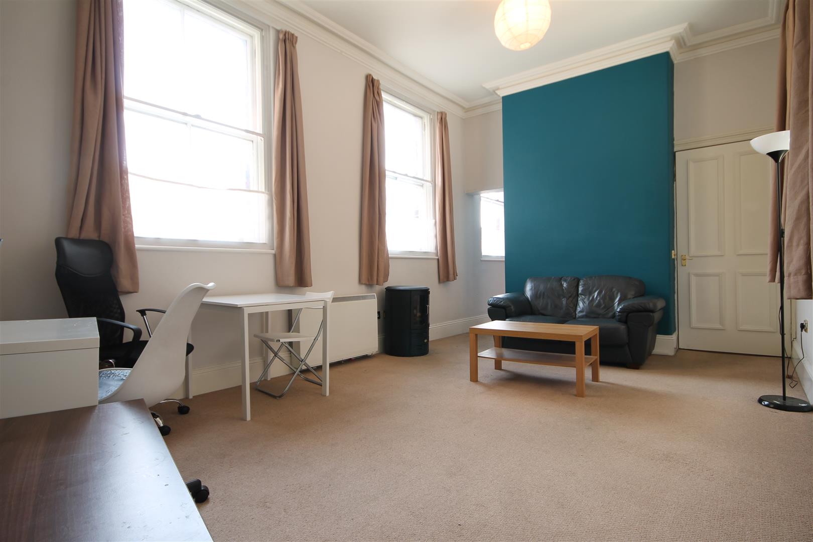 Flat Grainger Street in Newcastle upon Tyne