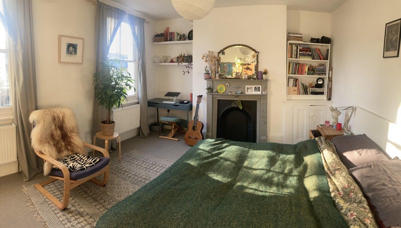 Room King's Grove in Greater London