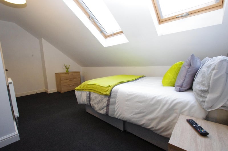 Room Clara Street in Coventry