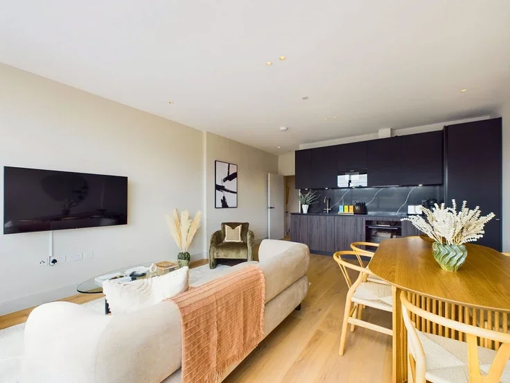 Flat St. Pancras Way in Greater London