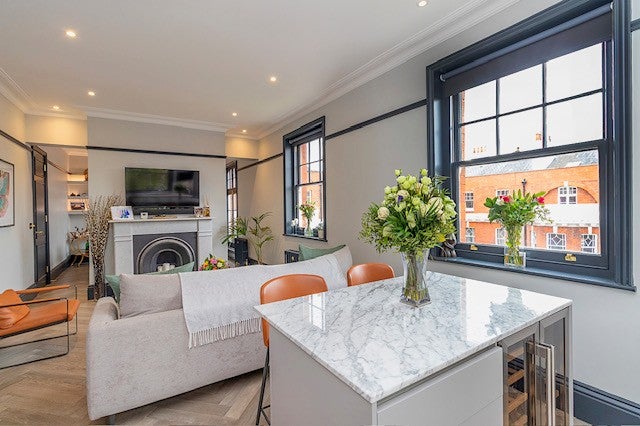 Flat Elgin Avenue in City of Westminster