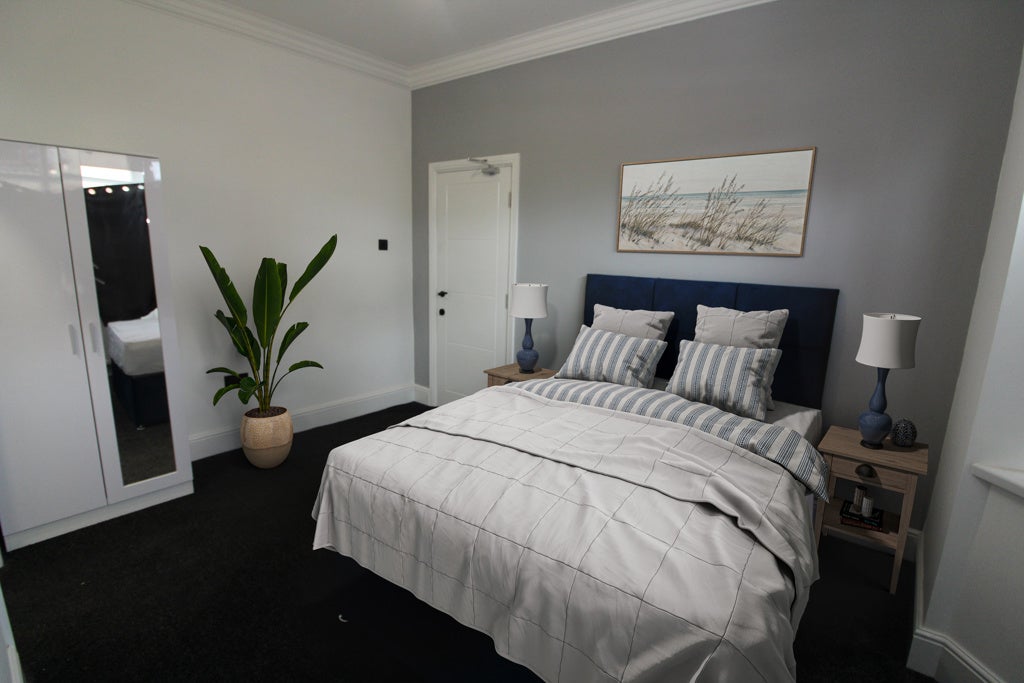 Room Lowson Street in Darlington