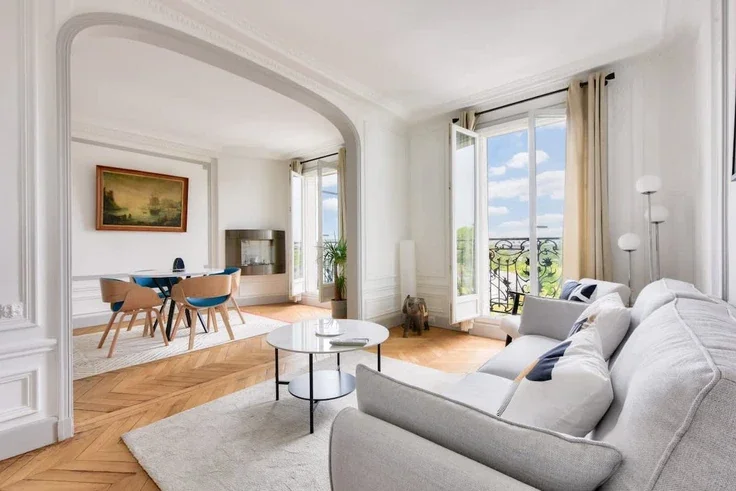 Flat Boulevard Exelmans in Paris