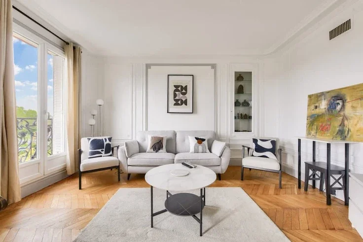 Flat Boulevard Exelmans in Paris