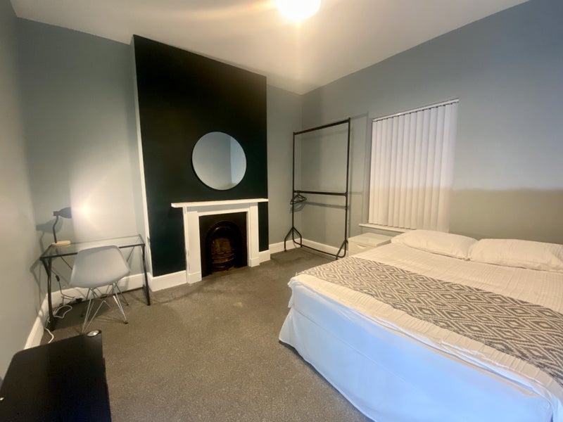 Room Stanley Street in Liverpool