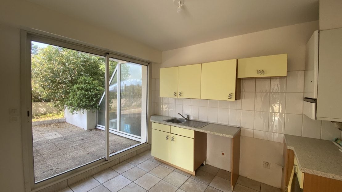 Appartement Avenue Saint-John Perse à Billère