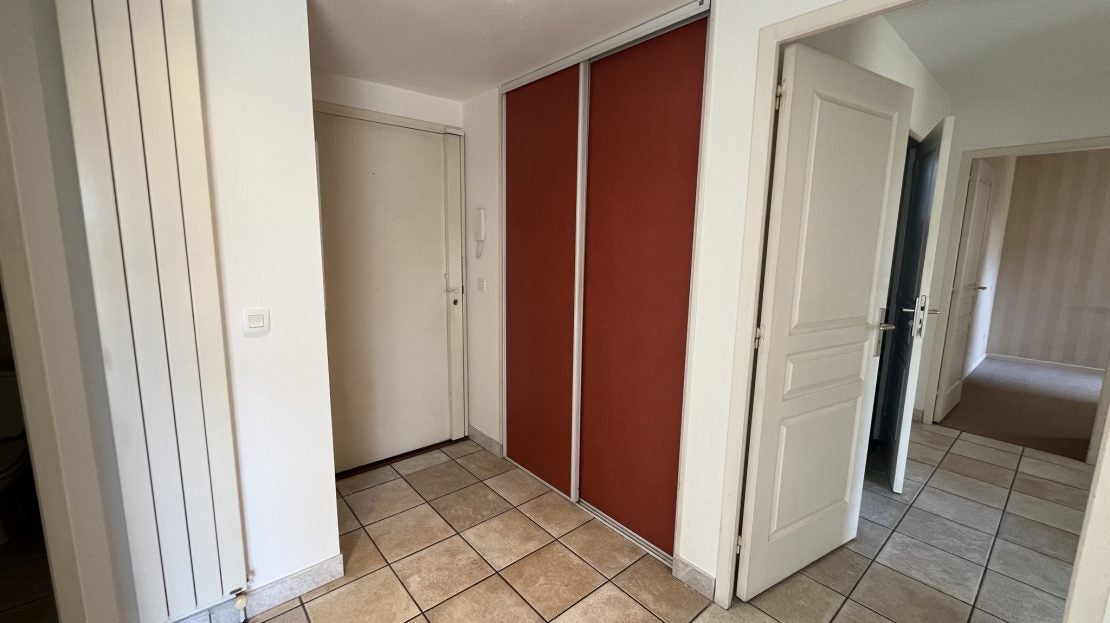 Appartement Avenue Saint-John Perse à Billère