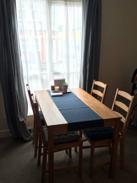 Room Cromwell Street in Bristol
