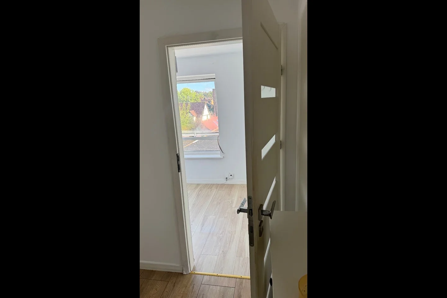 Flat Orchard Gardens in Greater London