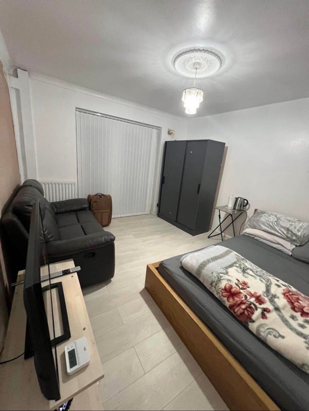Room Oxford Road in Wigan
